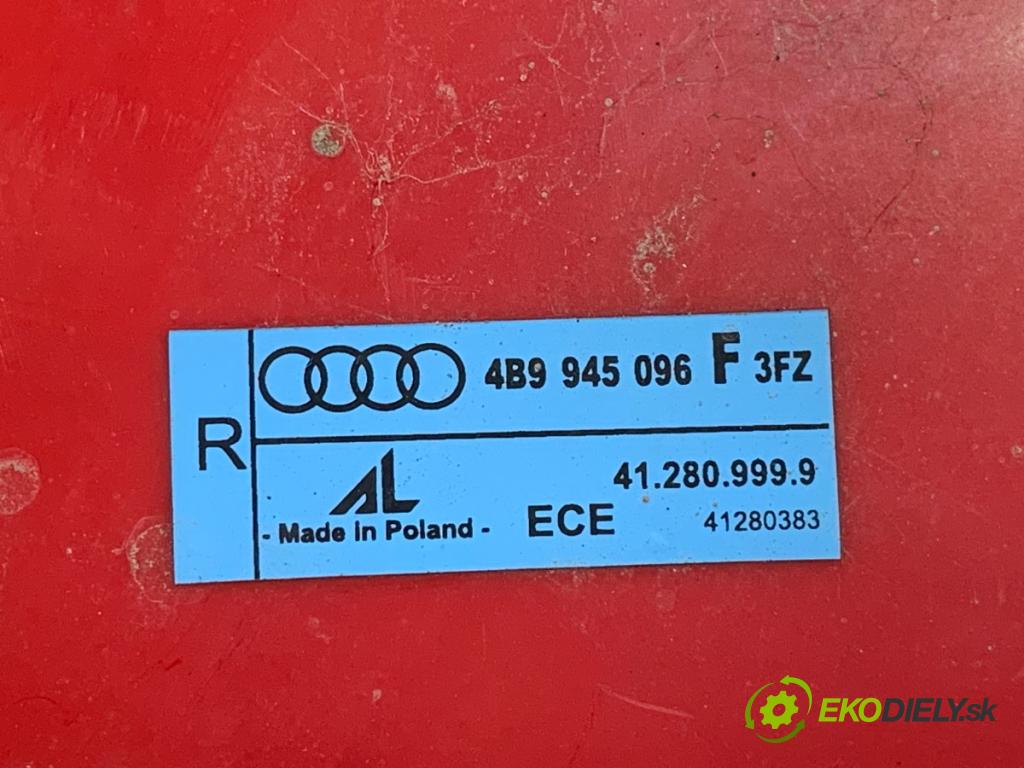 AUDI A6 C5 Kombi 2002 110 kW 1.8 T 1781 Svetlo pravy zad 4B9945096F