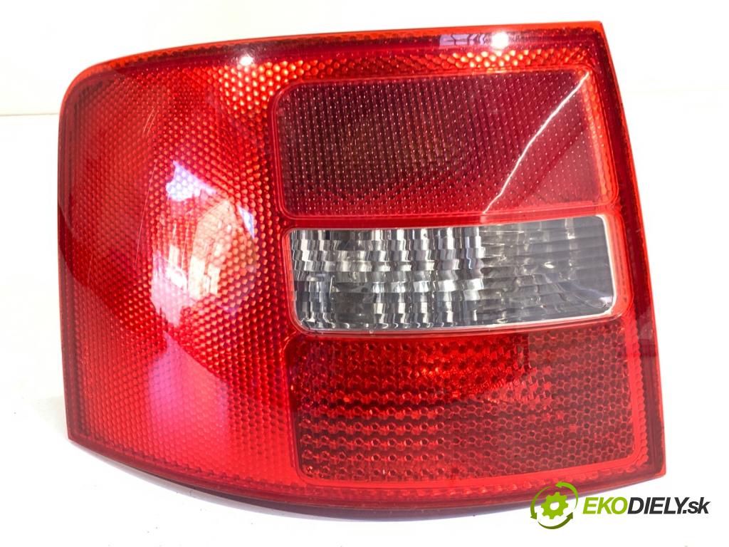 AUDI A6 C5 Kombi 2002 110 kW 1.8 T 1781 Svetlo ľavy zad 4B9945095F