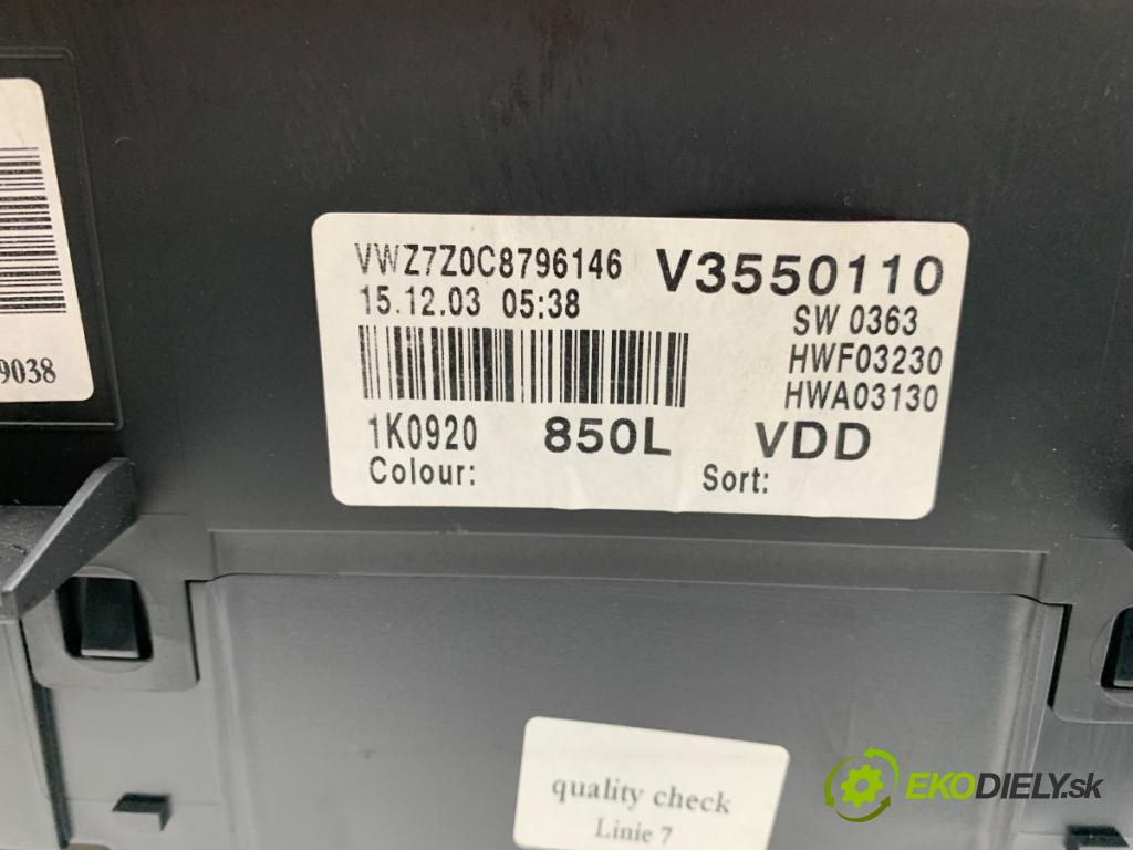 VW GOLF V liftback 2003 77 kW 1.9 TDI 1896 Prístrojovka 1K0920850L (Prístrojová doska)