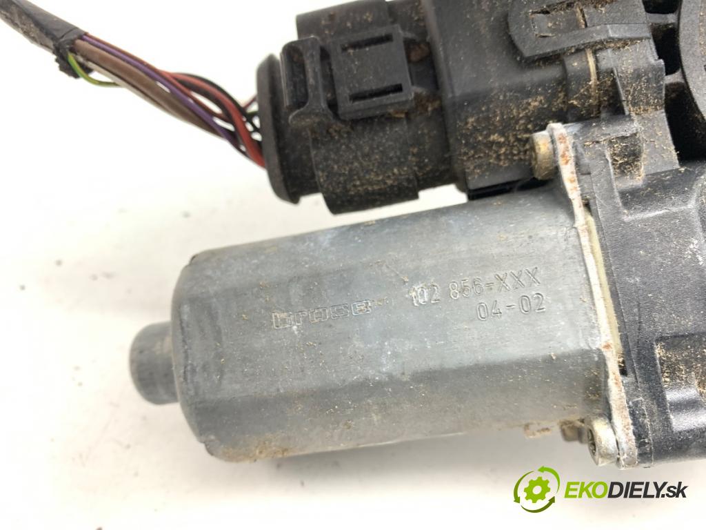 AUDI A6 C5 Kombi 2004 132 kW 2.5 TDI 2496 Motor sťahovania okna ľavy zad 0130821784