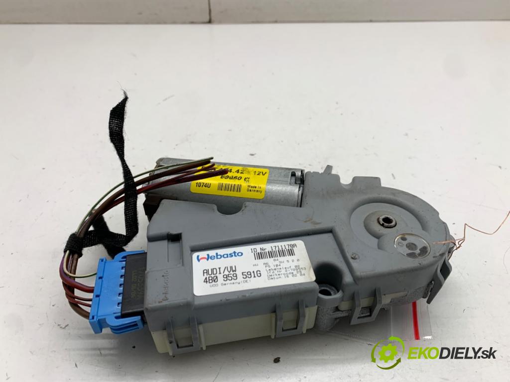 AUDI A6 C5 Kombi 2004 132 kW 2.5 TDI 2496 Motor strešného okna 4B0959591G