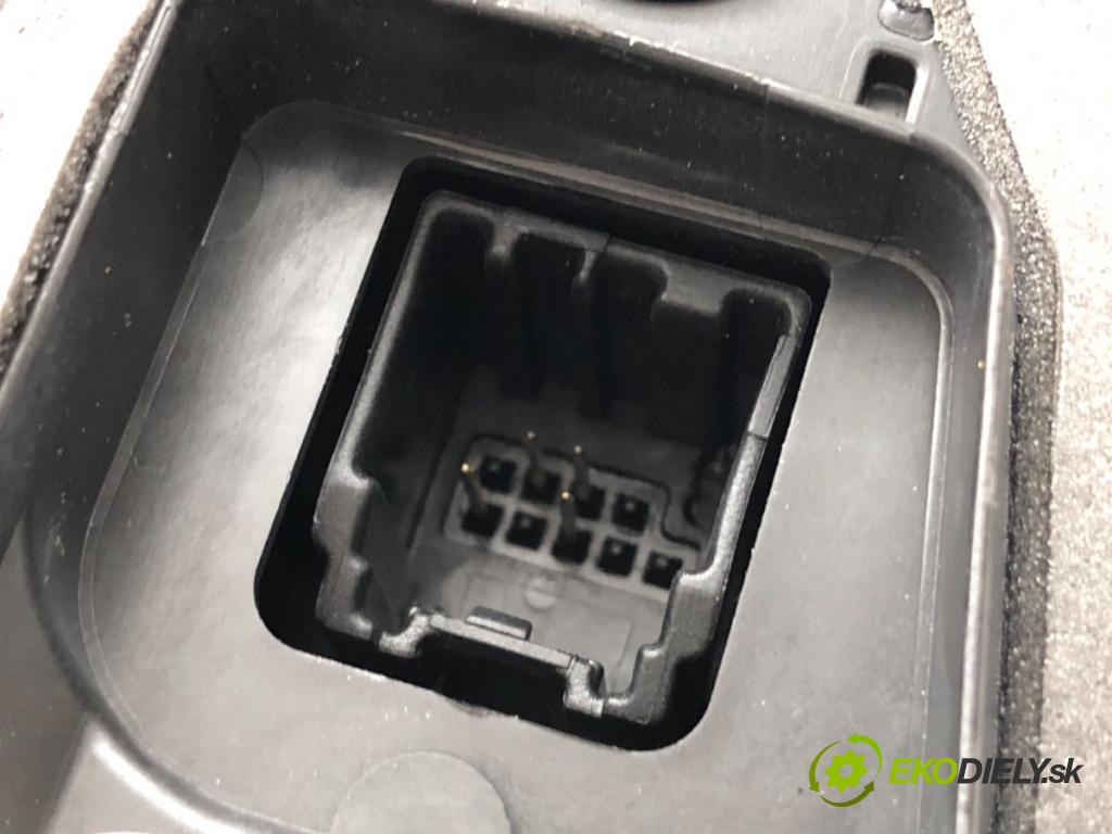 OPEL INSIGNIA B Kombi 2017 121 kW 1.5 (35) 1490 zámok dveře pravý přední část 13597530