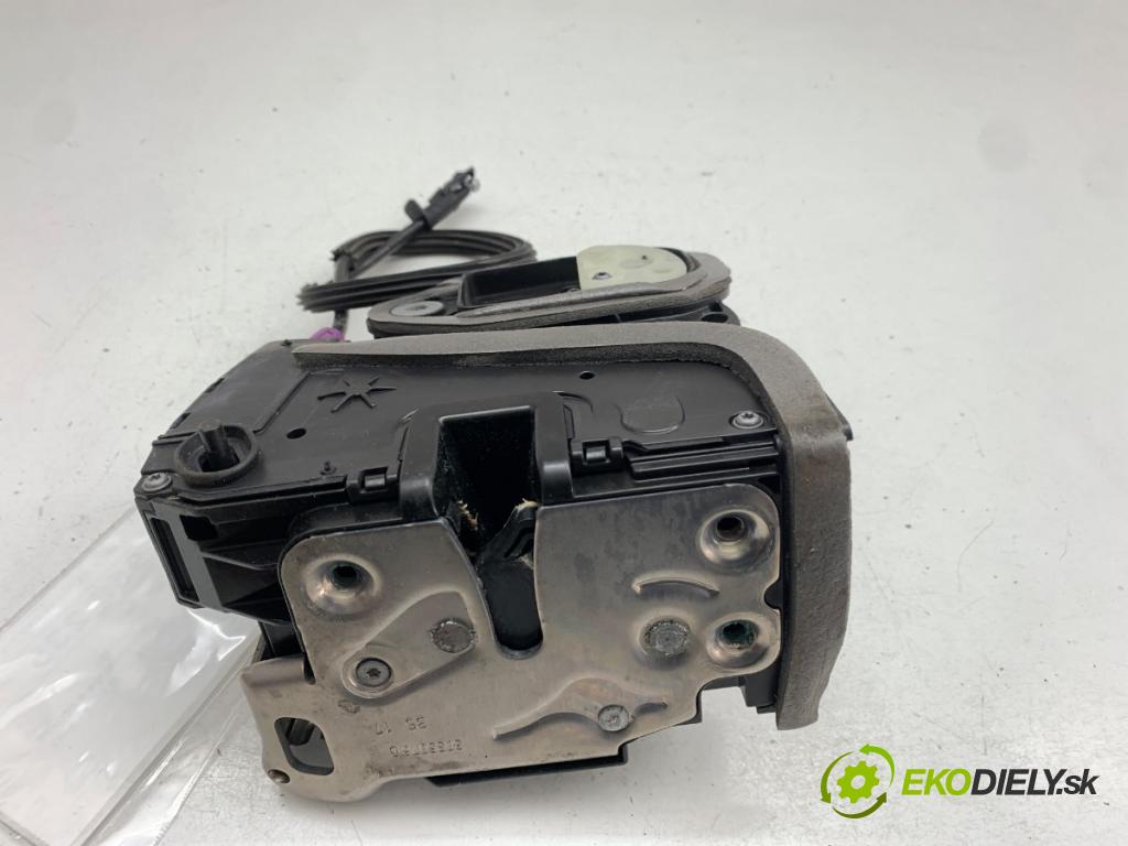 OPEL INSIGNIA B Kombi 2017 121 kW 1.5 (35) 1490 zámok dveře pravý zadní část 13598385