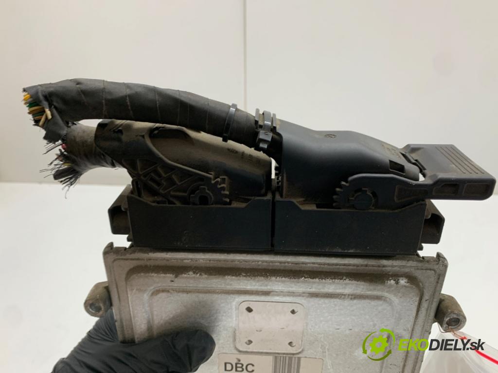 KIA OPTIMA sedan 2015 120 kW 2.0 CVVL 1999 riadiaca jednotka Motor 39120-2EKC0 (Riadiaca jednotka)