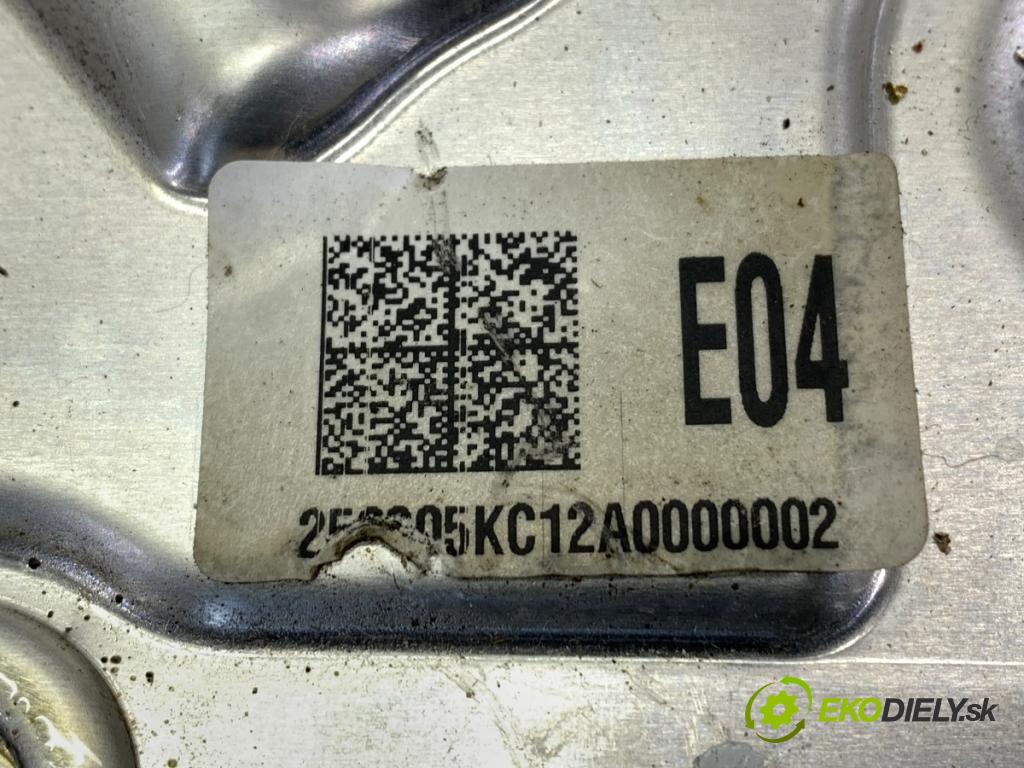 HYUNDAI KONA SUV 2025 102 kW 1.6 T-GDi 1598 Ventilátor chladiča  (Ventilátor)