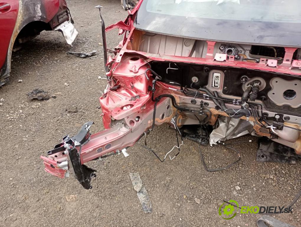 RENAULT CLIO V liftback 2024 74 kW 1.0 LPG (B7MT) 999 KAROSERIA ČTVRŤÁK blatník práh střecha PODŁUŻNICA