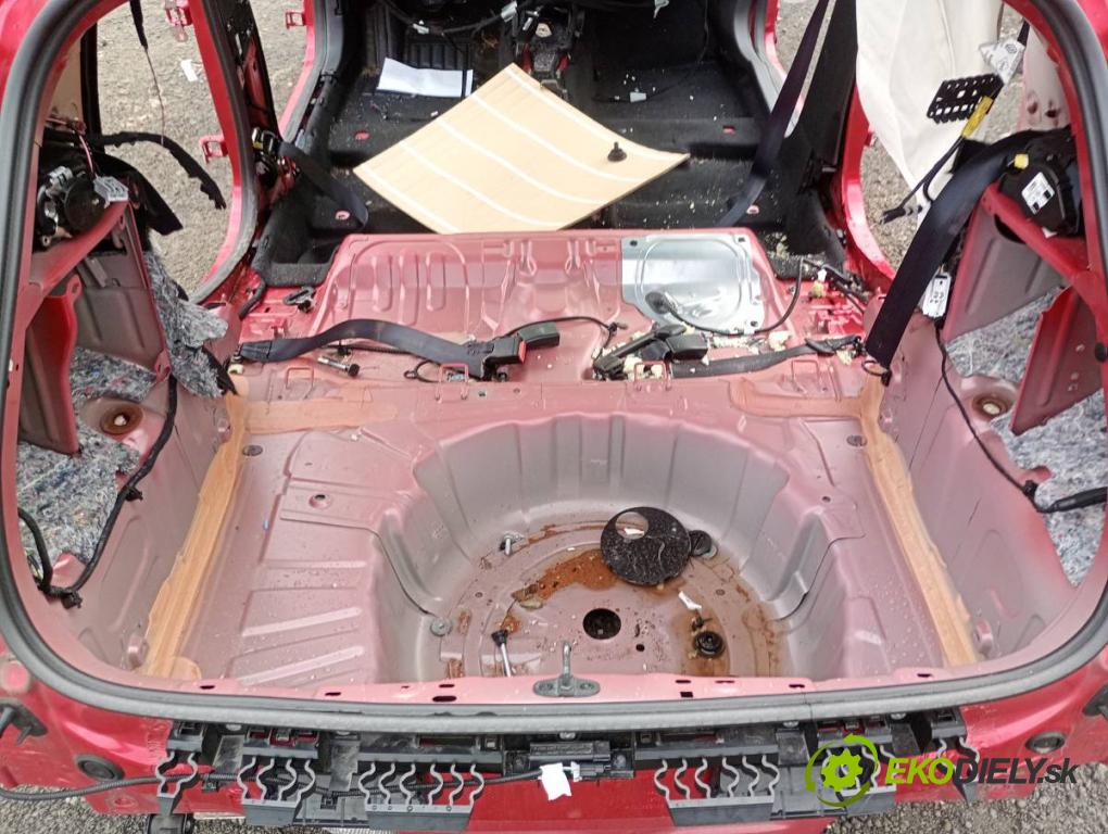 RENAULT CLIO V liftback 2024 74 kW 1.0 LPG (B7MT) 999 KAROSERIA ČTVRŤÁK blatník práh střecha PODŁUŻNICA