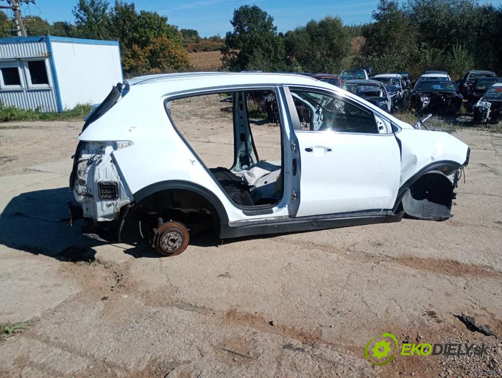 KIA SPORTAGE IV SUV 2016 97 kW 1.6 GDI 1591 KAROSERIA ČTVRŤÁK blatník práh střecha PODŁUŻNICA 