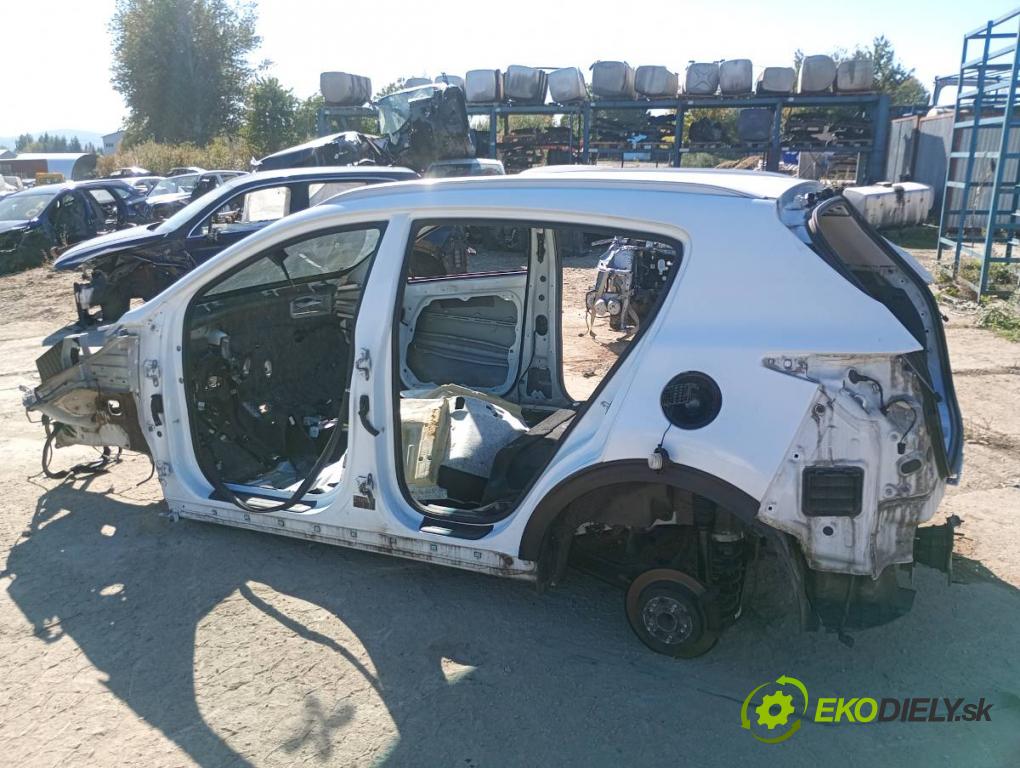 KIA SPORTAGE IV SUV 2016 97 kW 1.6 GDI 1591 KAROSERIA ČTVRŤÁK blatník práh střecha PODŁUŻNICA
