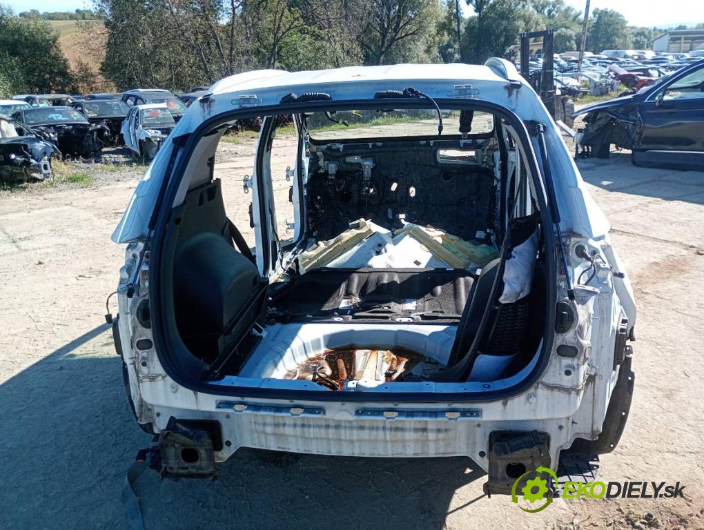 KIA SPORTAGE IV SUV 2016 97 kW 1.6 GDI 1591 KAROSERIA ČTVRŤÁK blatník práh střecha PODŁUŻNICA