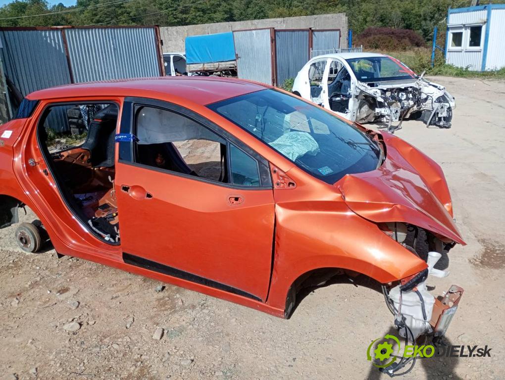 NISSAN MICRA K14 liftback 2017 66 kW 0.9 IG-T 898 karoséria ČTVRŤÁK: Blatník prah strecha PODŁUŻNICA