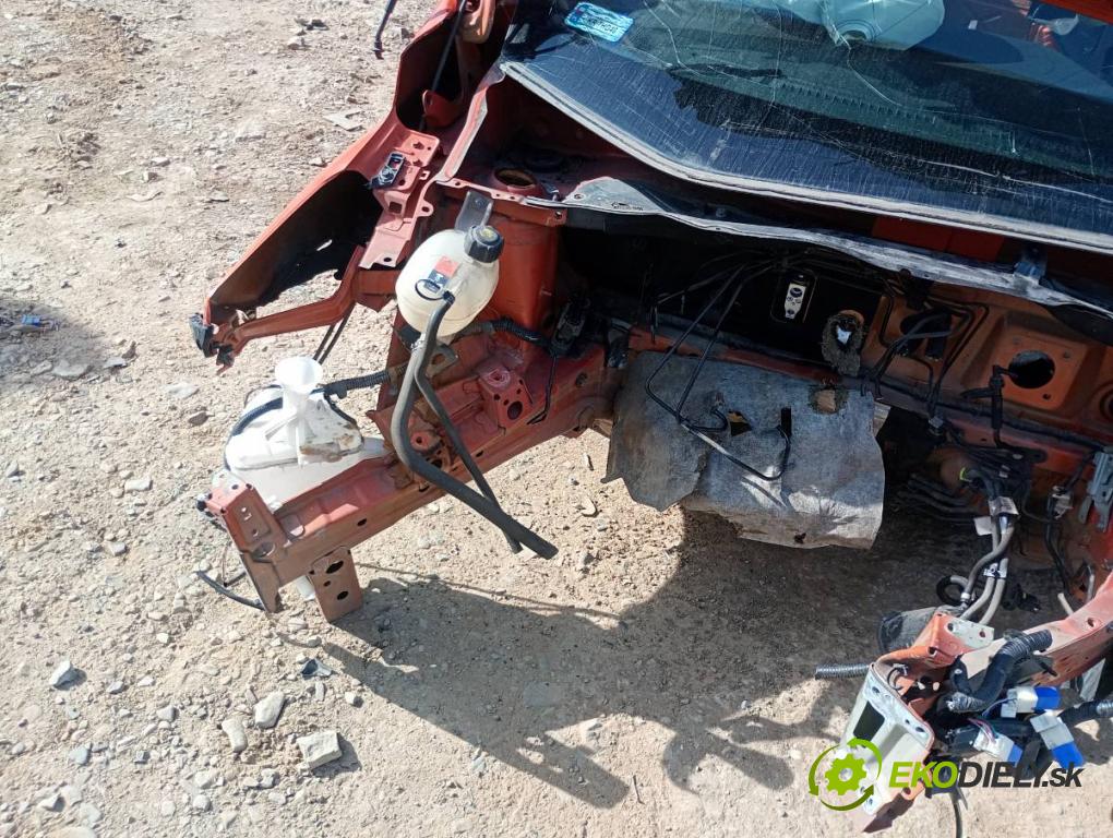 NISSAN MICRA K14 liftback 2017 66 kW 0.9 IG-T 898 karoséria ČTVRŤÁK: Blatník prah strecha PODŁUŻNICA