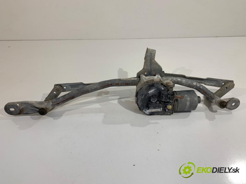 BMW F01 sedan 2010 240 kW 740 i, Li 2979 mechanismus stěračů přední část 4441879 (Motorek stěračů přední)