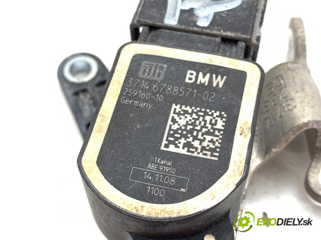 BMW F01 sedan 2010 240 kW 740 i, Li 2979 snímač ÚROVEŇ: XENON přední část pravý 6788571