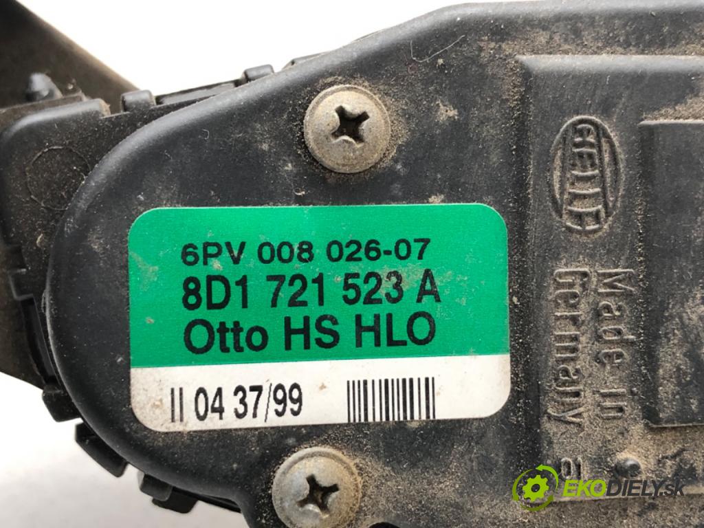 VW PASSAT B5 Kombi 1999 132 kW 2.8 V6 2771 Potenciometer plynu 8D1721523A (Potenciometer plynového pedálu)