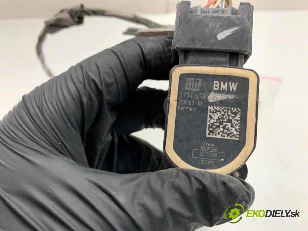 BMW F01 sedan 2010 240 kW 740 i, Li 2979 Snímač XENON zad ľavy