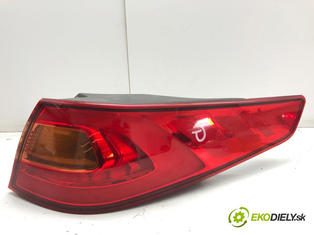 KIA OPTIMA sedan 2014 100 kW 1.7 CRDi 1685 světlo pravý zadní část 