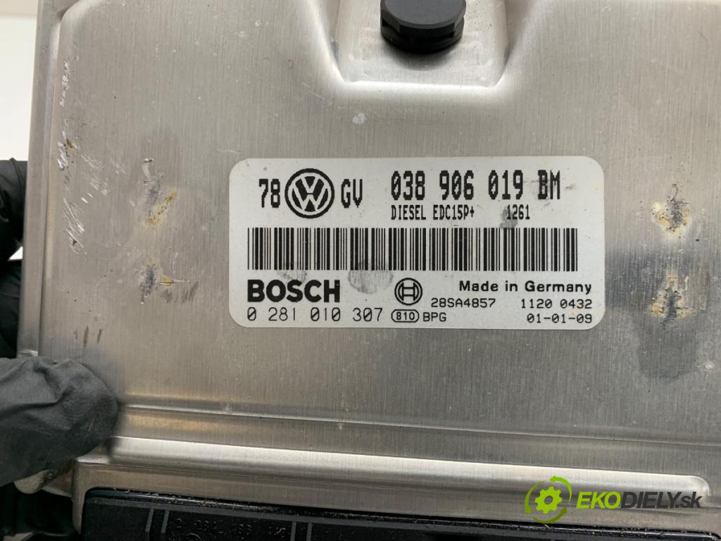 VW PASSAT B5 FL Kombi 2001 74 kW 1.9 TDI 1896 řídící jednotka motora 038906019BM (Řídicí jednotka)
