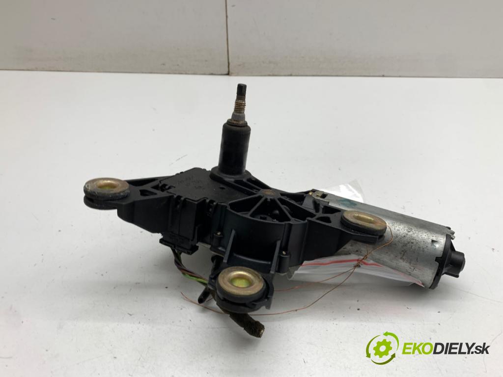 VW PASSAT B5 FL Kombi 2001 74 kW 1.9 TDI 1896 motor stěračů zadní část 3B9955711C