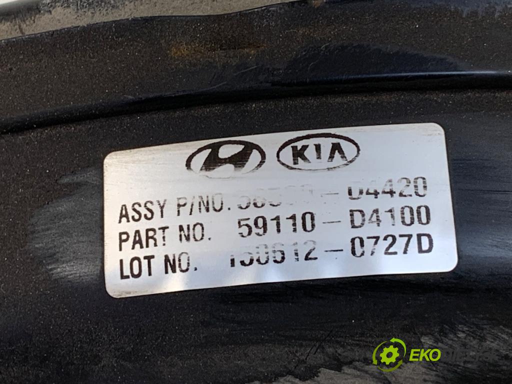 KIA OPTIMA sedan 2015 120 kW 2.0 CVVL 1999 posilovač bŕzd 59110-D4100