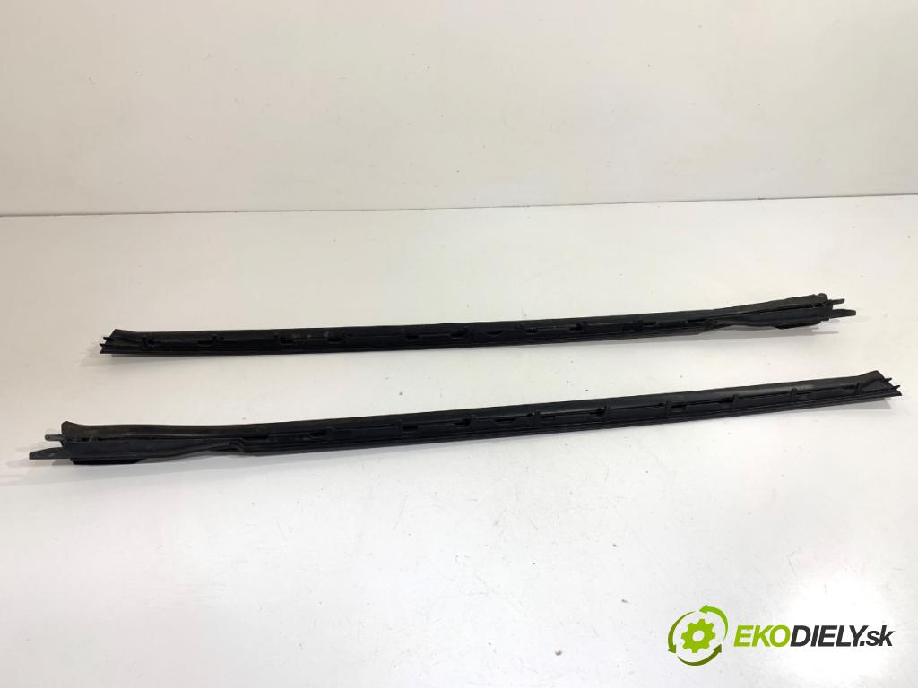 BMW G05 --- 2024 --- --- --- lišta okna čelní pravá levá strana 7463528 7463527