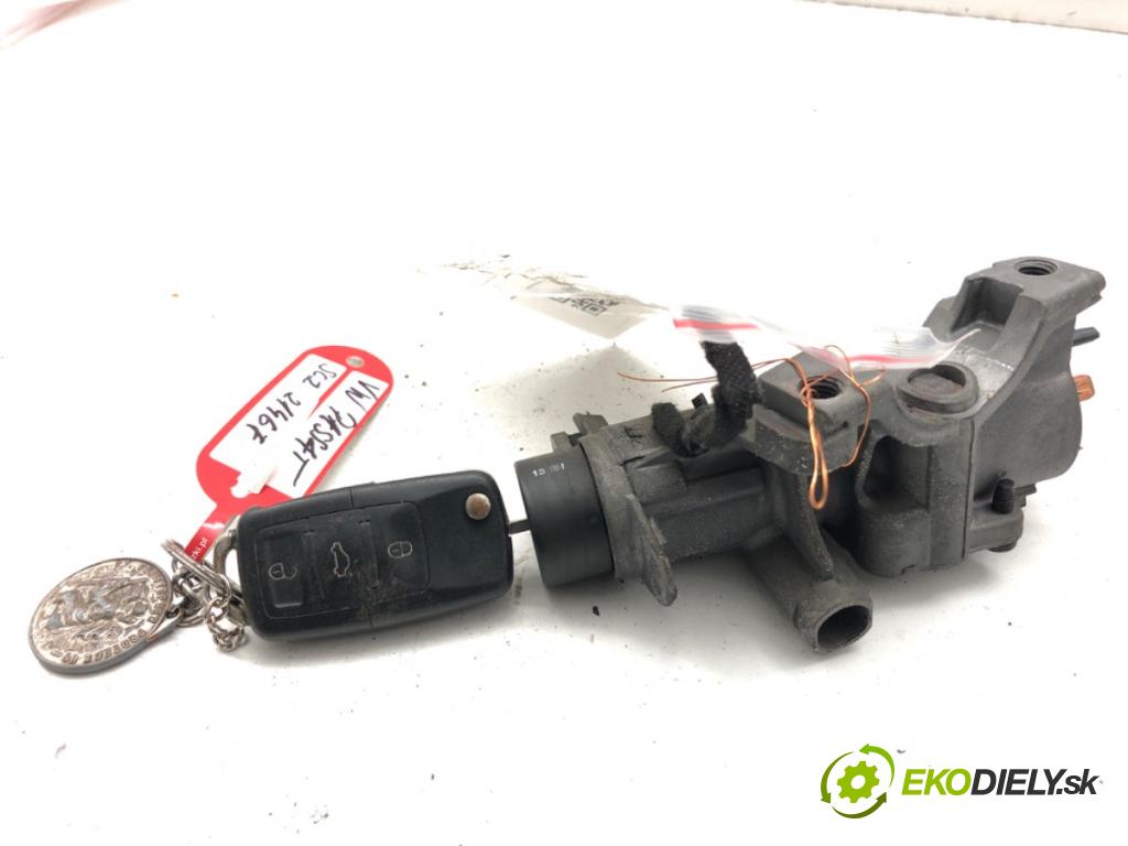 VW PASSAT B5 FL Kombi 2001 74 kW 1.9 TDI 1896 spinačka 4B0905851B (Spínacia skrinka)