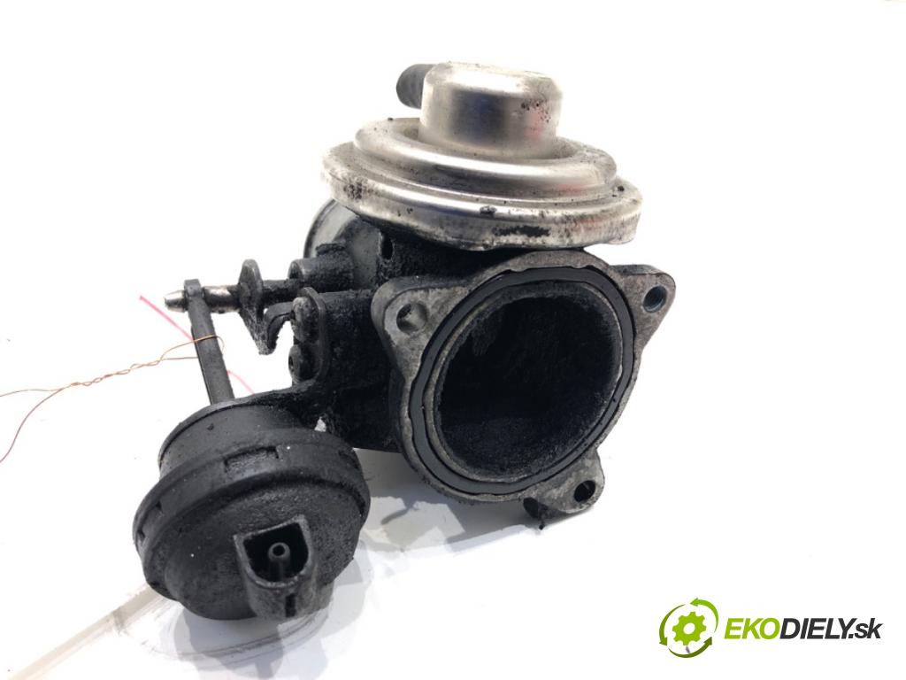 VW PASSAT B5 FL Kombi 2001 74 kW 1.9 TDI 1896 škrtíci klapka 038129637 (Škrticí klapka)