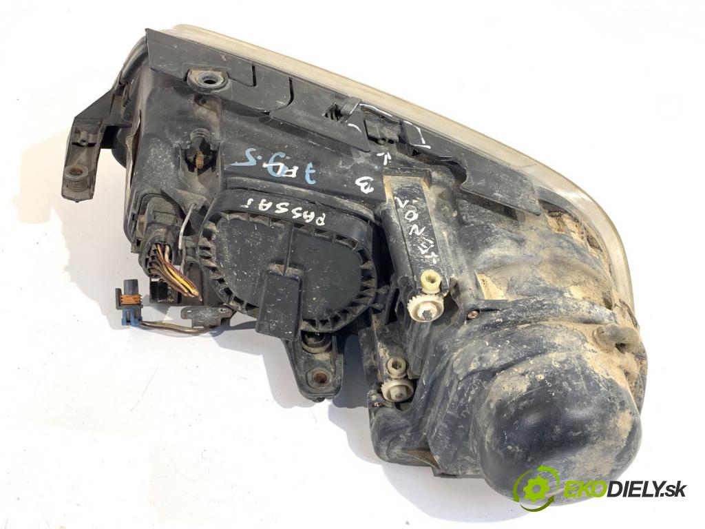 VW PASSAT B5 FL Kombi 2002 96 kW 1.9 TDI 4motion 1896 Svetlomet pravy predný XENON 3B7941016M