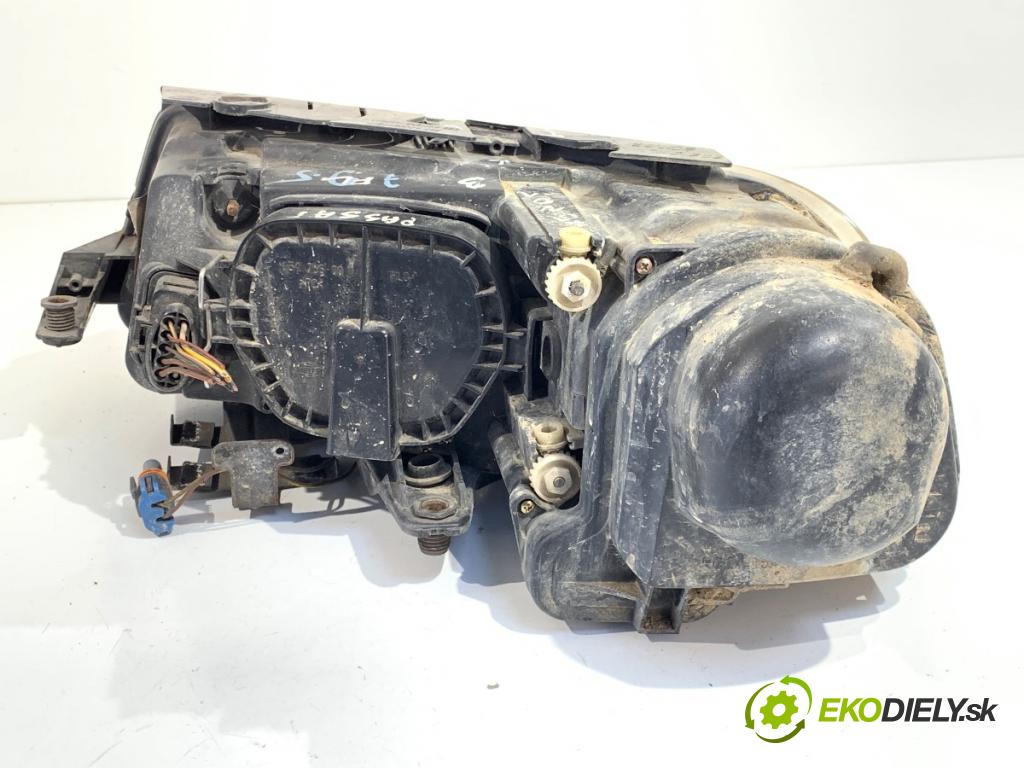 VW PASSAT B5 FL Kombi 2002 96 kW 1.9 TDI 4motion 1896 Svetlomet pravy predný XENON 3B7941016M
