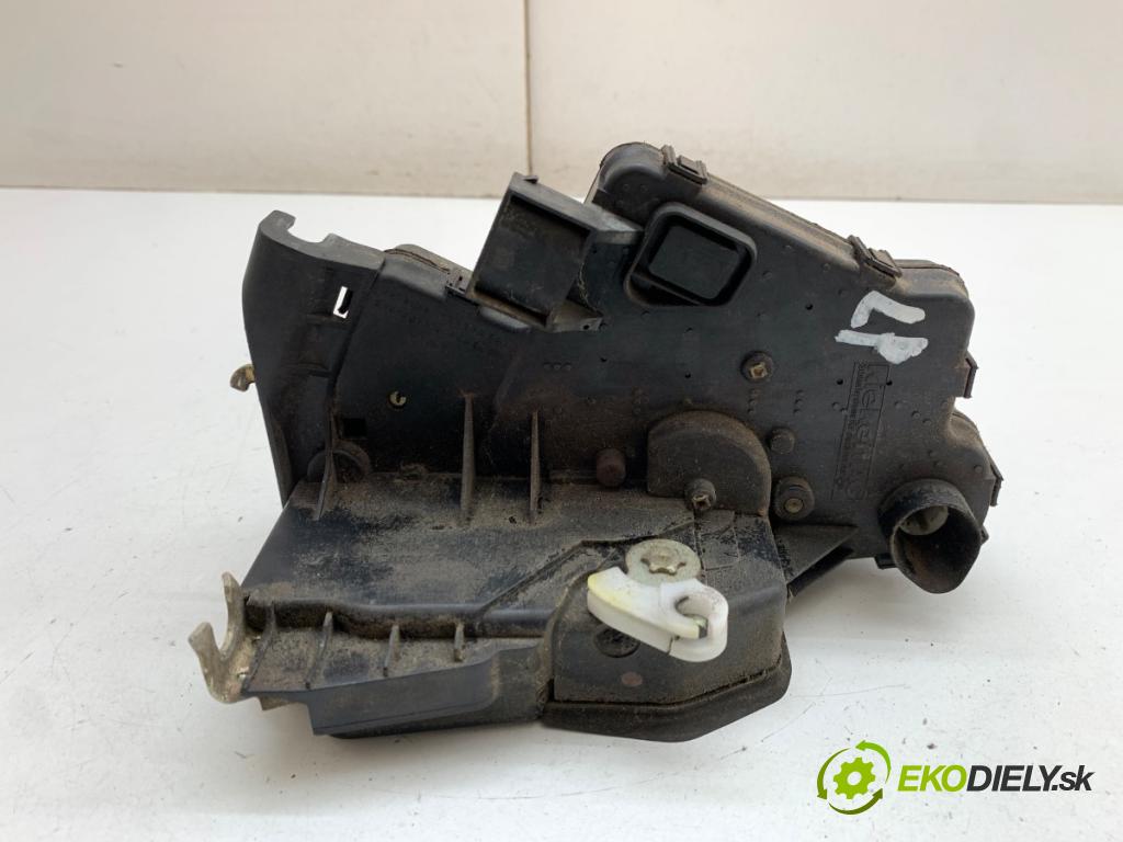 BMW E46 Kombi 2001 100 kW 320 d 1951 zámok dveře levý přední část