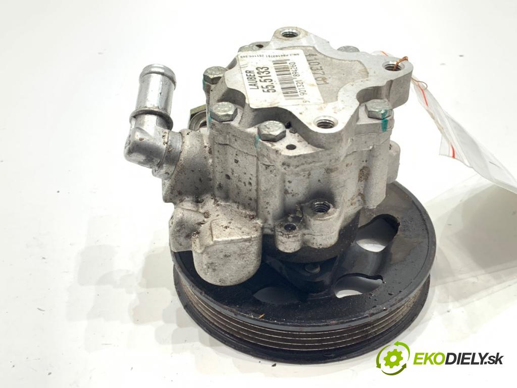AUDI A6 C5 Kombi 2002 110 kW 1.8 T 1781 Pumpa servočerpadlo (Servočerpadlo)