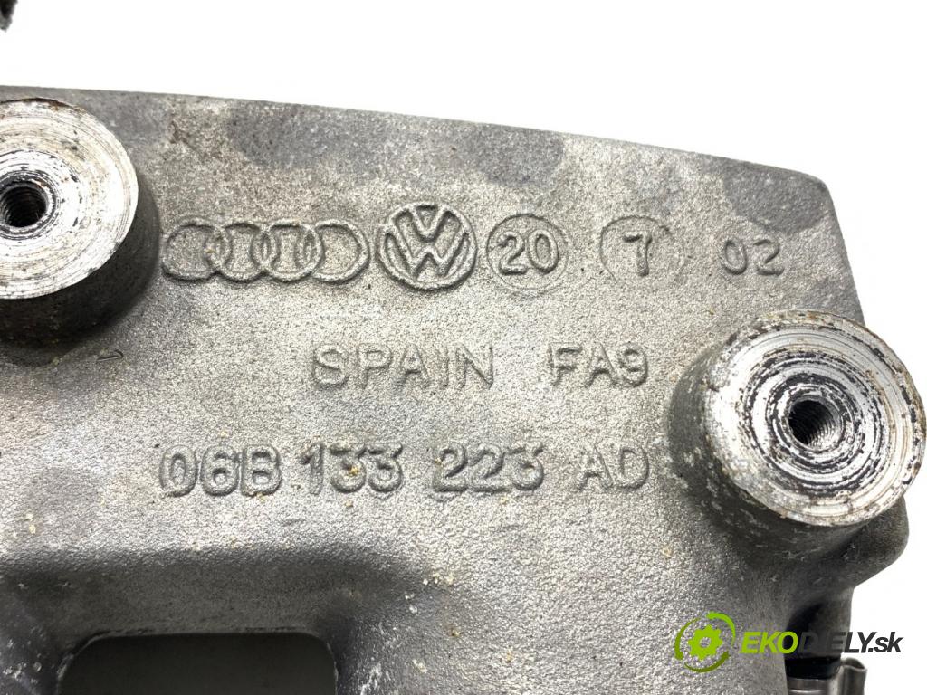 AUDI A6 C5 Kombi 2002 110 kW 1.8 T 1781 Potrubie sacie, sanie 06B133223AD (Sacie potrubie)