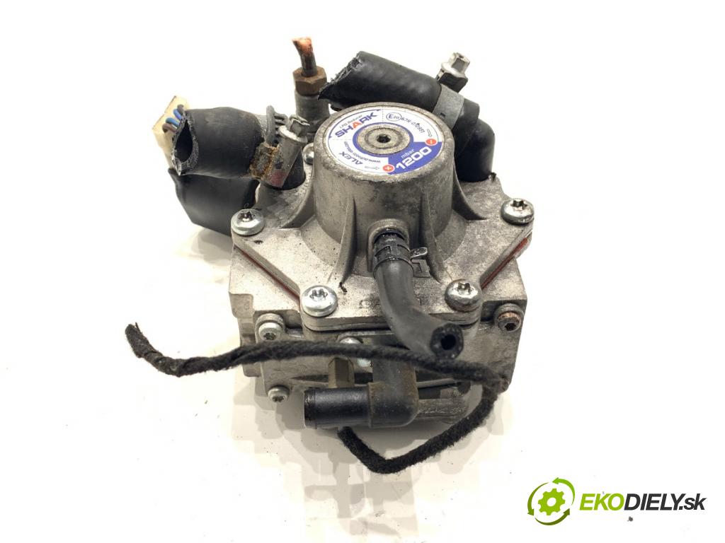 OPEL ASTRA G coupe 2002 108 kW 2.2 16V (F07) 2198 Reduktor do plynového pedálu LPG 1200 67R-010951