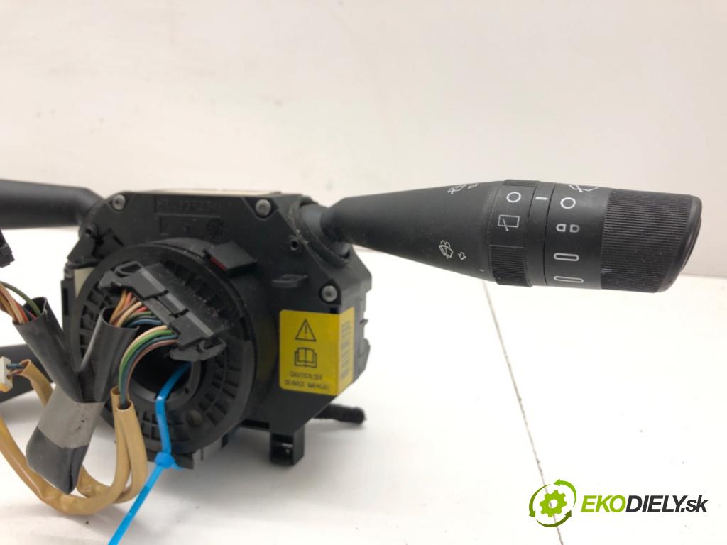 FIAT GRANDE PUNTO liftback 2005 48 kW 1.2 1242 přepínač kombinovaný 7354104220 (Páčky pod volantem)