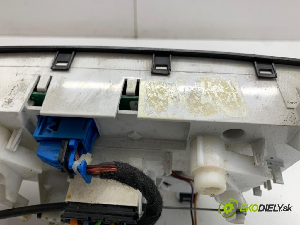 FIAT GRANDE PUNTO liftback 2005 48 kW 1.2 1242 Panel ovládaní topení (Páčky pod volantem)