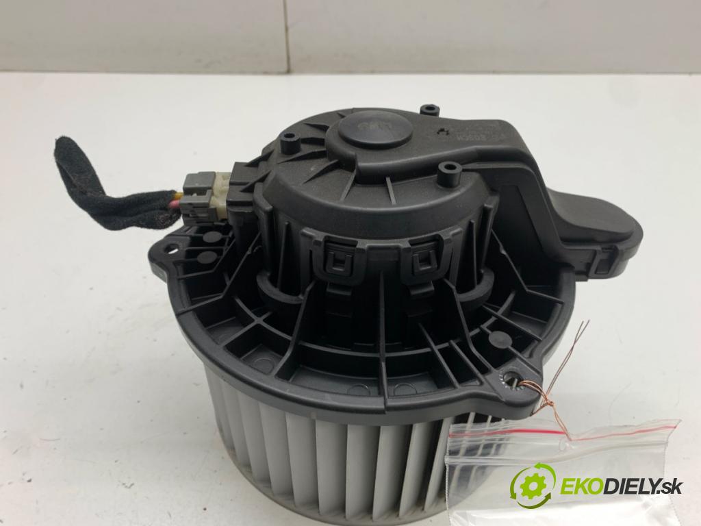 KIA OPTIMA sedan 2014 100 kW 1.7 CRDi 1685 ventilátor kúrenia F00S3B2441