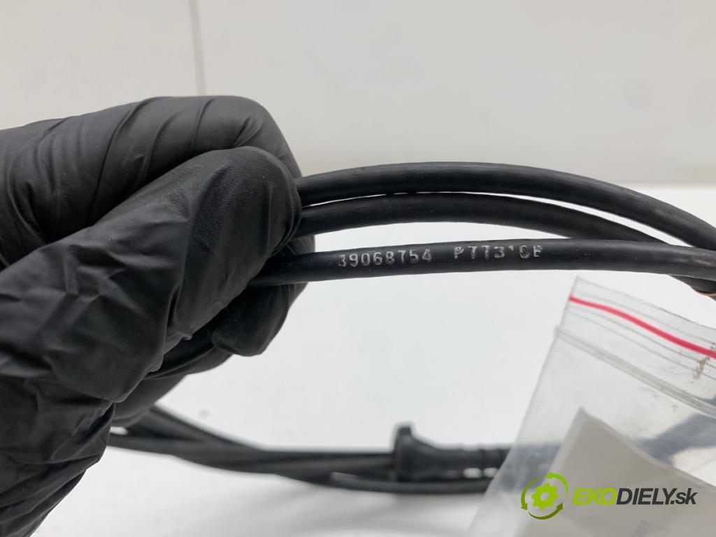 OPEL INSIGNIA B Kombi 2017 121 kW 1.5 (35) 1490 lanko kapoty