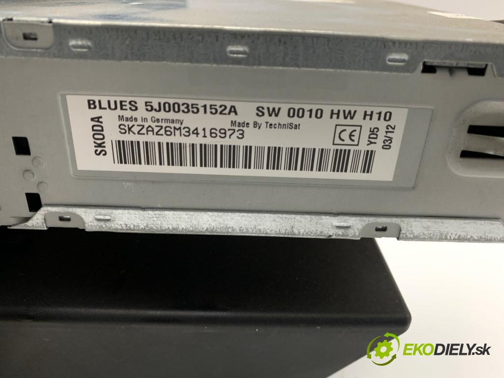 SKODA FABIA II liftback 2012 63 kW 1.4 1390 RADIO 5J0035152A (Audio zařízení)