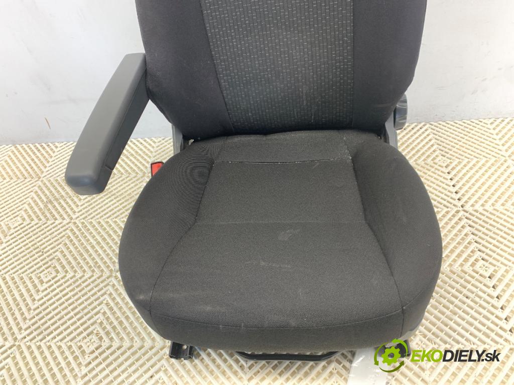 FIAT DUCATO III Autobus 2023 103 kW 140 Multijet 2,2 D 2184 Sedadlo ľavy predný