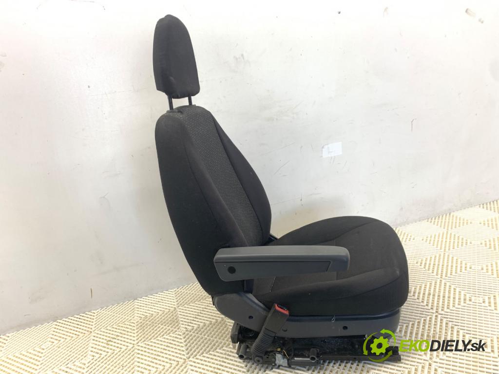 FIAT DUCATO III Autobus 2023 103 kW 140 Multijet 2,2 D 2184 Sedadlo ľavy predný