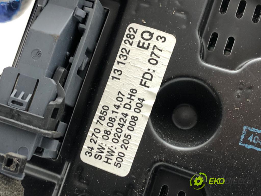 OPEL VECTRA C sedan 2003 129 kW 2.0 16V Turbo (F69) 1998 Displej 13132282 (Přístrojová deska)