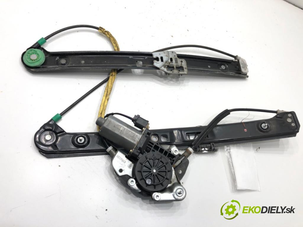 BMW E46 Kombi 2000 135 kW 330 d 2926 mechanismus okna pravý přední část 8362064