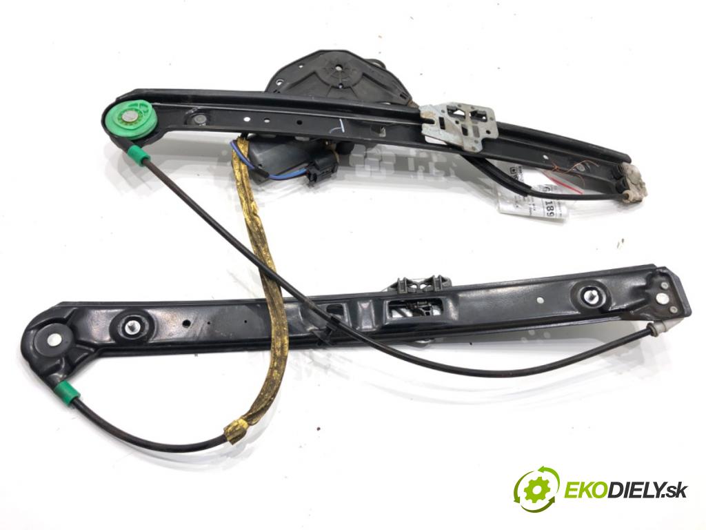 BMW E46 Kombi 2000 135 kW 330 d 2926 mechanismus okna pravý přední část 8362064
