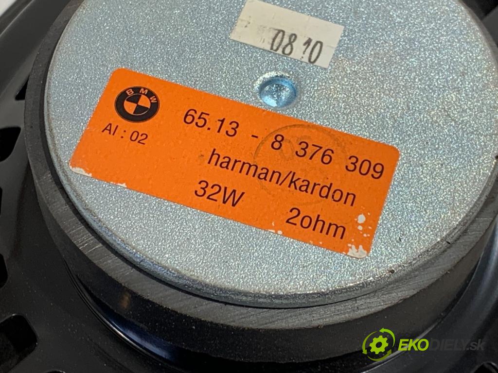 BMW E46 Kombi 2000 135 kW 330 d 2926 reproduktory HARMAN / KARDON: 8376309