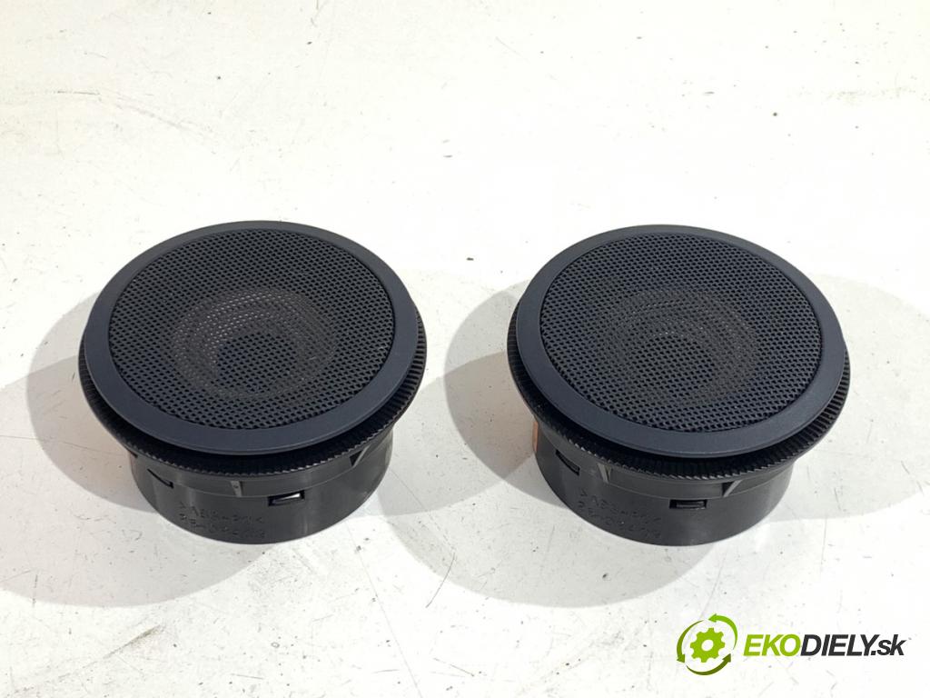 BMW E46 Kombi 2000 135 kW 330 d 2926 reproduktory HARMAN / KARDON: 8376309