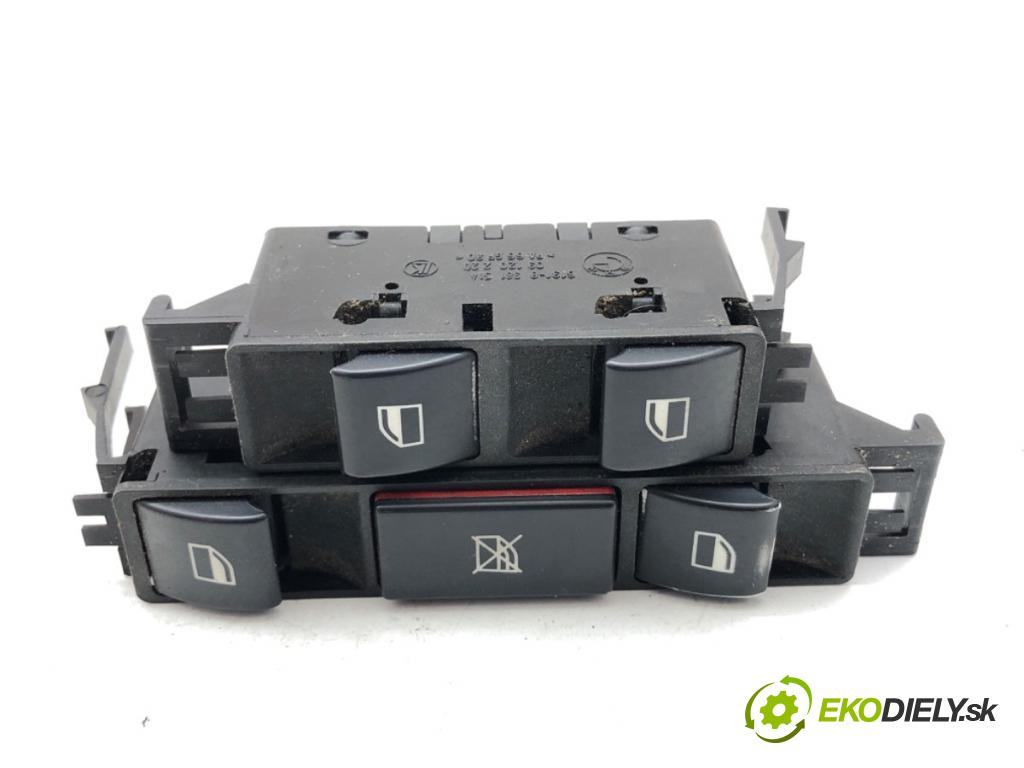 BMW E46 Kombi 2000 135 kW 330 d 2926 přepínač oken 8381514
