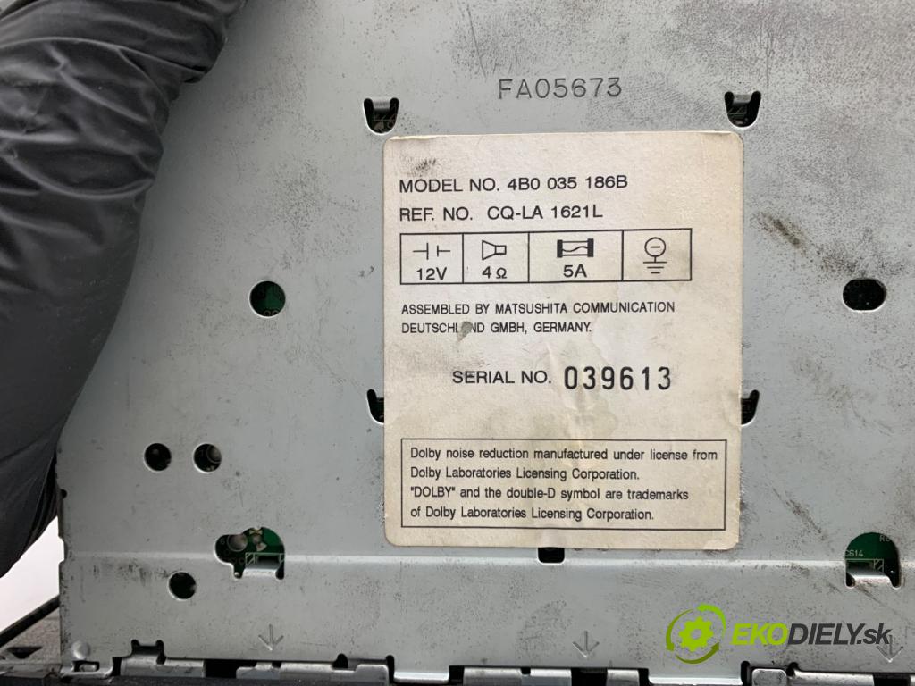 AUDI A6 C5 Kombi 1999 142 kW 2.8 quattro 2771 RADIO 4B0035186B (Audio zariadenie)