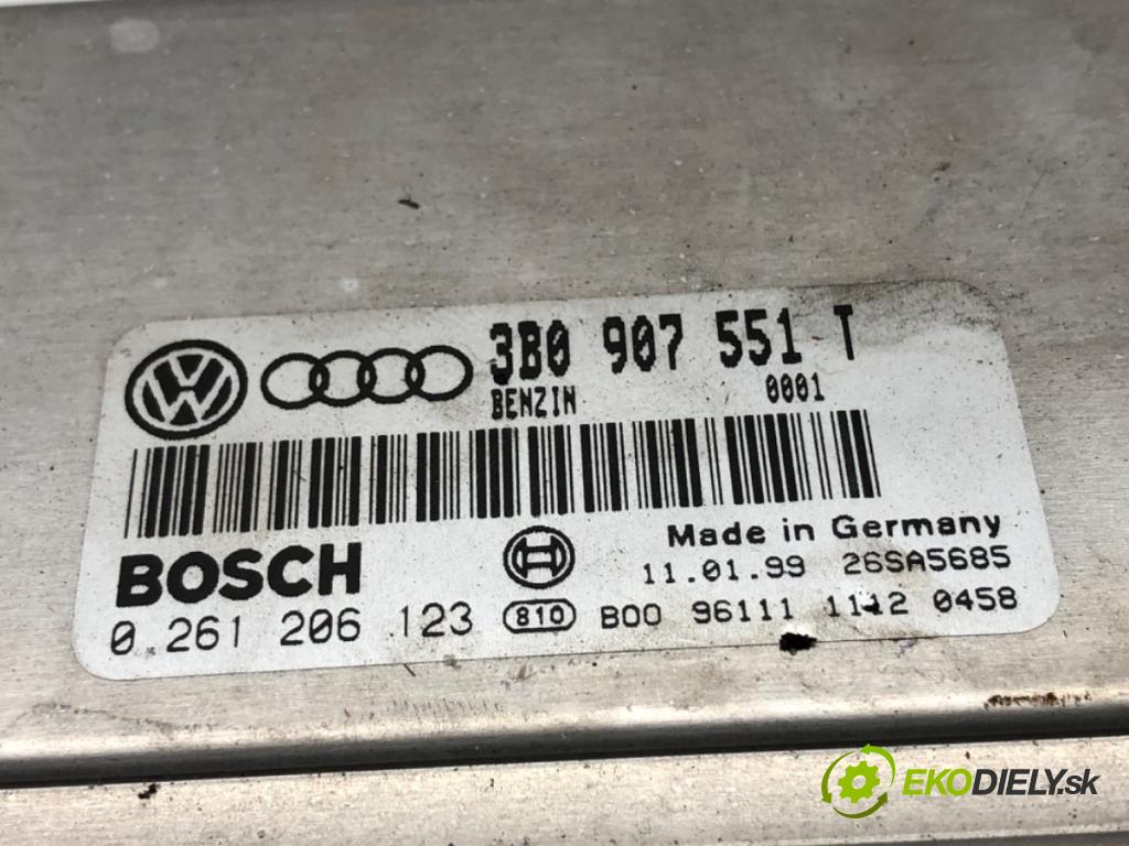 AUDI A6 C5 Kombi 1999 142 kW 2.8 quattro 2771 riadiaca jednotka Motor 3B0907551T (Riadiaca jednotka)