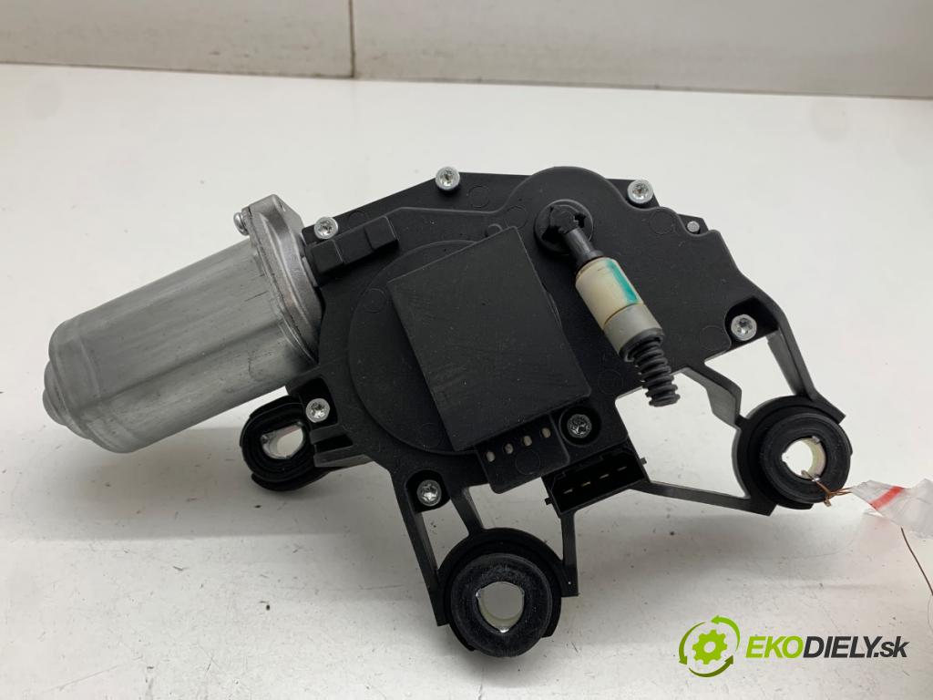SKODA FABIA II liftback 2012 63 kW 1.4 1390 Motor stieračov zad 