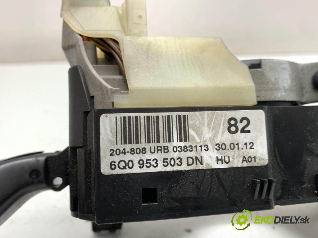 SKODA FABIA II liftback 2012 63 kW 1.4 1390 Prepínač kombinovaný 6Q0953503DN (Prepínacie páčky pod volantom)